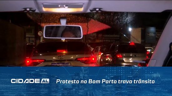 Ao Vivo: Protesto no Bom Parto trava trânsito