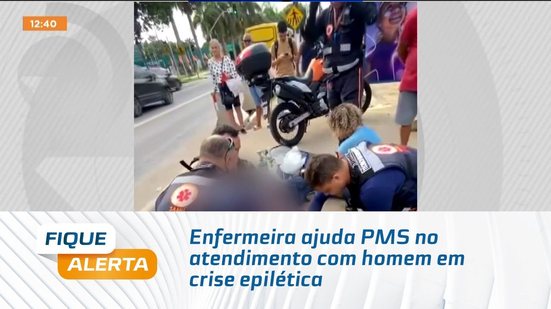 Atendimento humanizado: Enfermeira ajuda PMS no atendimento com homem em crise epilética