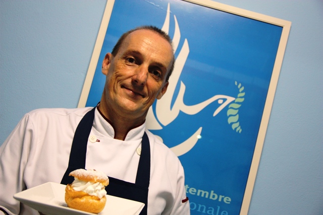 francês Cristian Hanug só queria viajar pelo mundo afora,