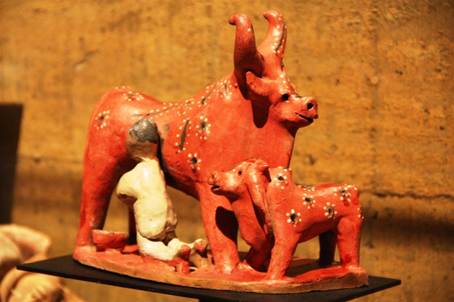 Peças do mestre Vitalino  no Museu do Cais do Sertão