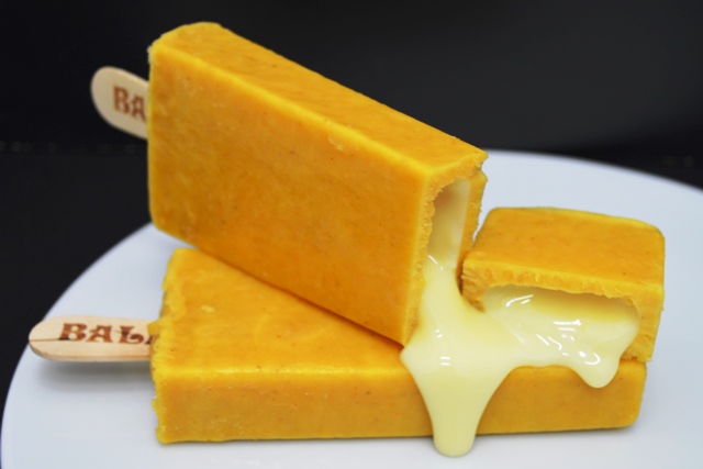 Paletas, a novidade da sorveteria Bali. Sabor de cajá e leite condensado. Foto do Carlos Regis
