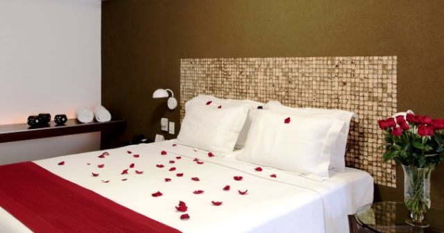 Detalhe do apartamento do San Marino com decoração para o dia dos namorados