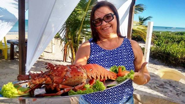 Marinalva Bandeira há 10 anos comanda o restaurante Burgalhau em Maragogi 