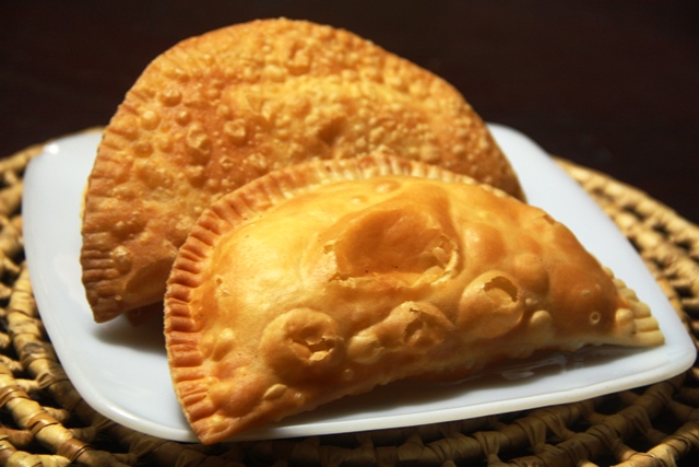 Pastel de camarão do seu Antônio em Pontal do Coruripe