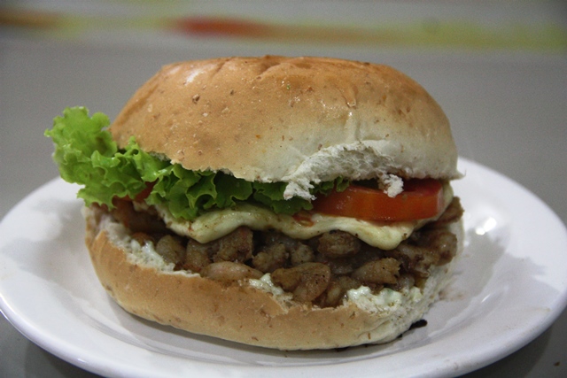 Sanduíche de camarão, uma grata surpresa