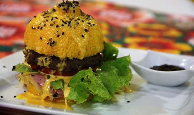 Cuscuz Burguer, novidade do Cuscuzeria