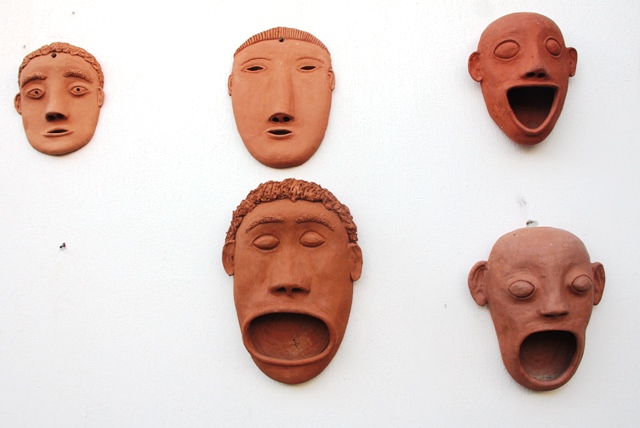 Mascara na casa do artesão Bidu