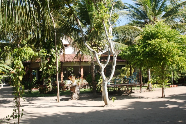 No restaurante e café da manhã da Pousada Origami se contempla a natureza