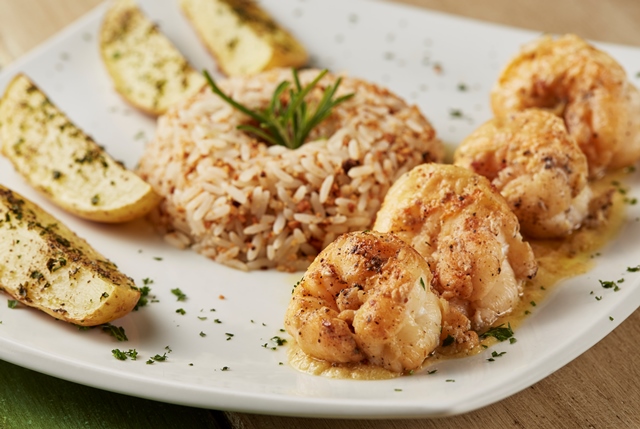 17. Restaurante Netun - Hotel Areias Belas - Lagosta ao Creme de Mangaba