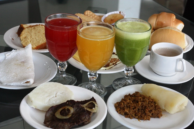 Café regional do Hotel Nossa Senhora do Rosário, em Delmiro