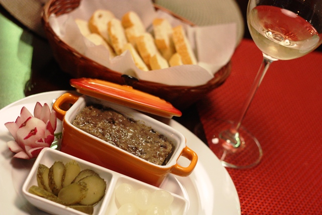 Terrine de miudos de galiinha