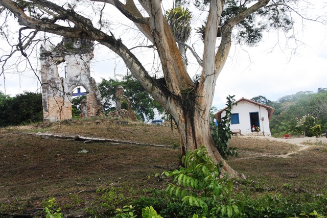 Ruínas da Capela da Fazenda Morim