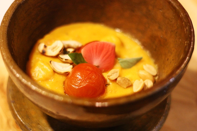 Bobo de camarão com castanha