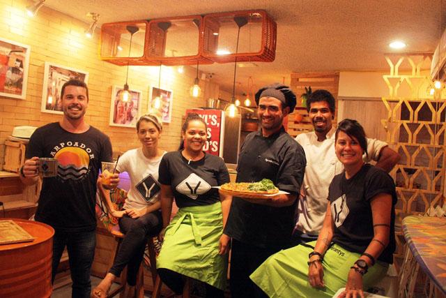 Dalton o criador e seus aliados Vanessa, Lady, Agustín (chef), Saboya e Camila