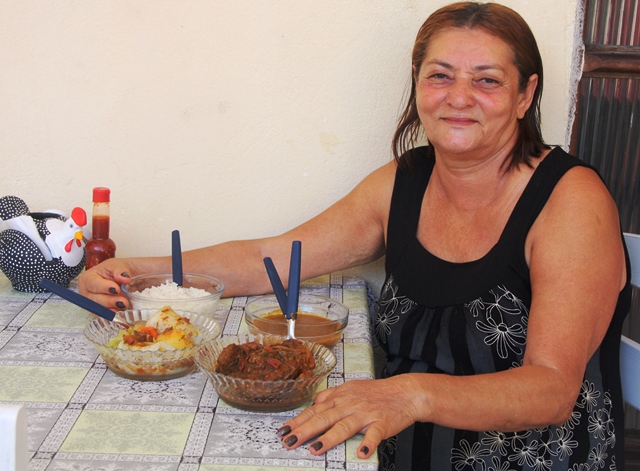 Maria a chef da Casa do Pirão em Cruz das Almas