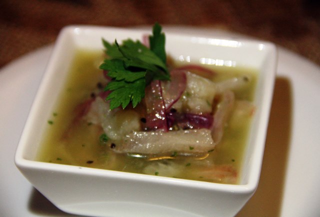 Ceviche de tilápia, a novidade é o molho agridoce