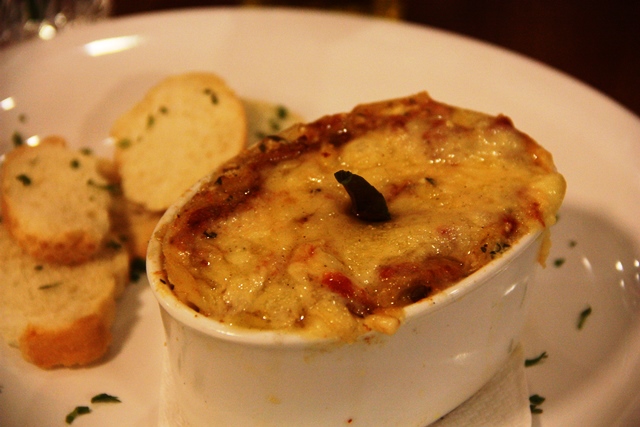 Lasanha com recheio de ricota com ervas