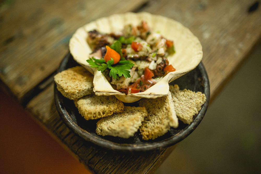 Polvo em cartaz na Noite de Tapas no Café Manollo