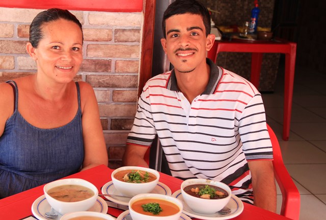 Mãe Rosilda e o filho Clyaton continuaram o legado do Índio