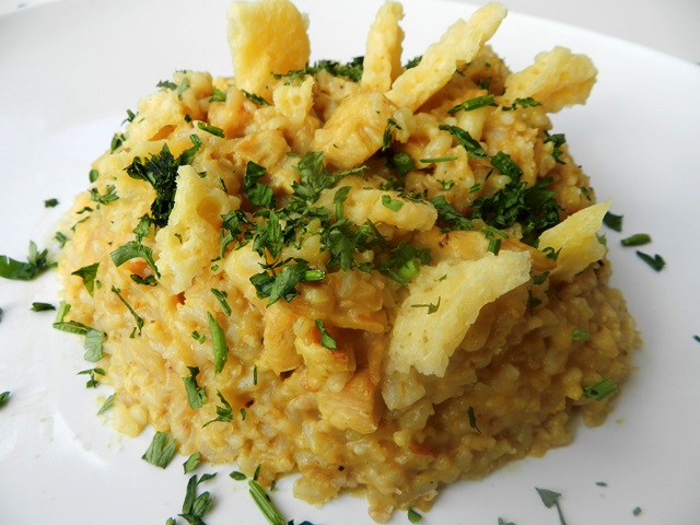 Arroz cremoso de frango com biomassa (banana). Agridoce legal ao paladar