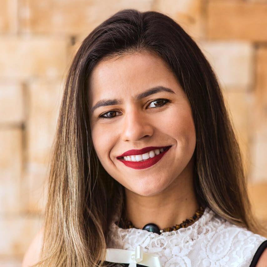 Nutricionista Moema Ferro comanda seu próprio restaurante Manga Verde