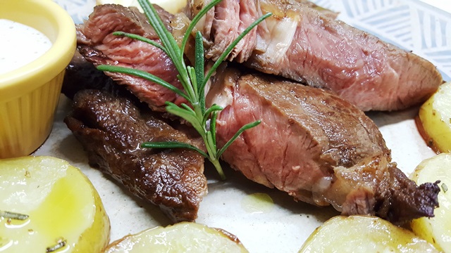 O ponto certo da carne, mas quem não aprecia é só pedir para grelhar mais