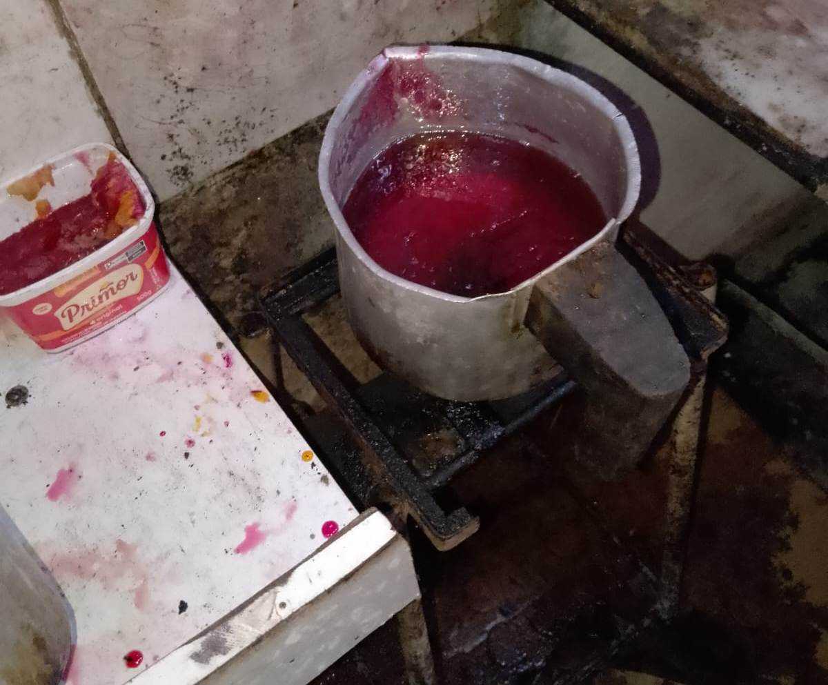 Fiscalização interdita fábrica de pirulito por inconformidades sanitárias