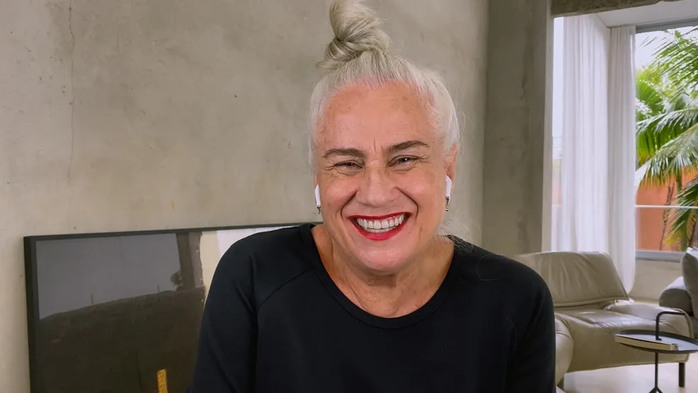 Vera Holtz participa do 'Conversa com Bial' — Foto: Reprodução