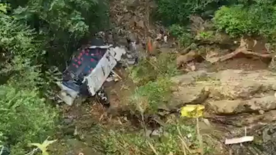 Estudantes estavam em uma excursão do Caribe colombiano para Medellín quando o acidente ocorreu