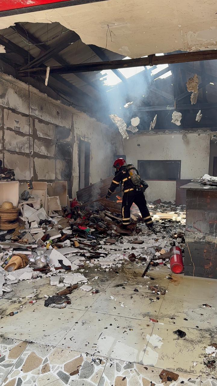 Fábrica de Fogos Incendiada
