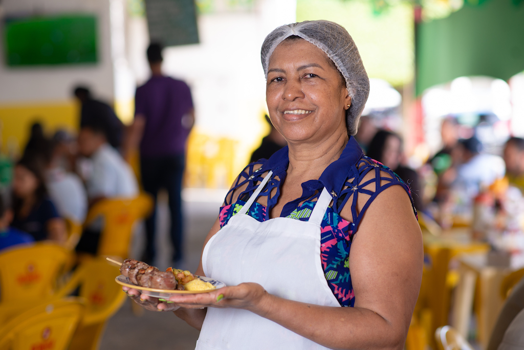 Mary, de cobradora a dona do seu boteco
