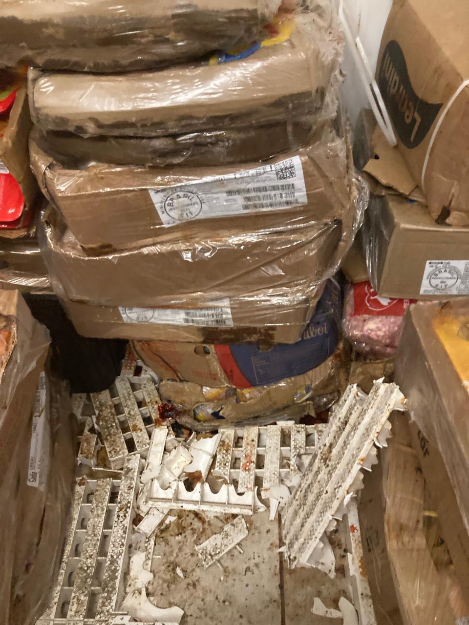 Vigilância Sanitária interdita mercadinho e panificação irregulares