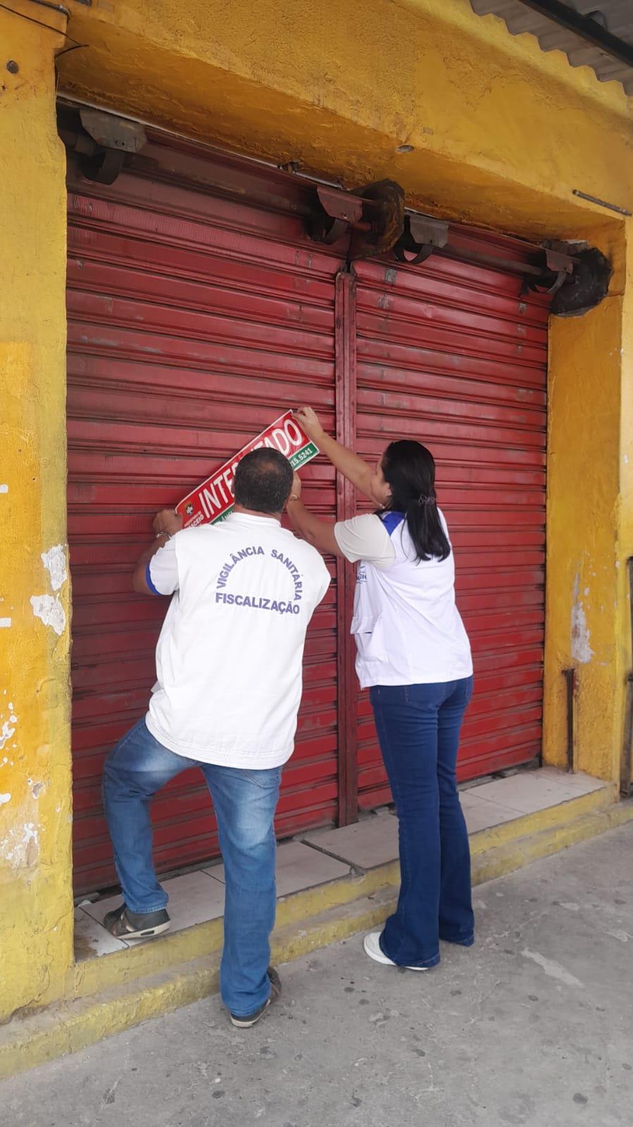 Vigilância Sanitária interdita mercadinho e panificação irregulares