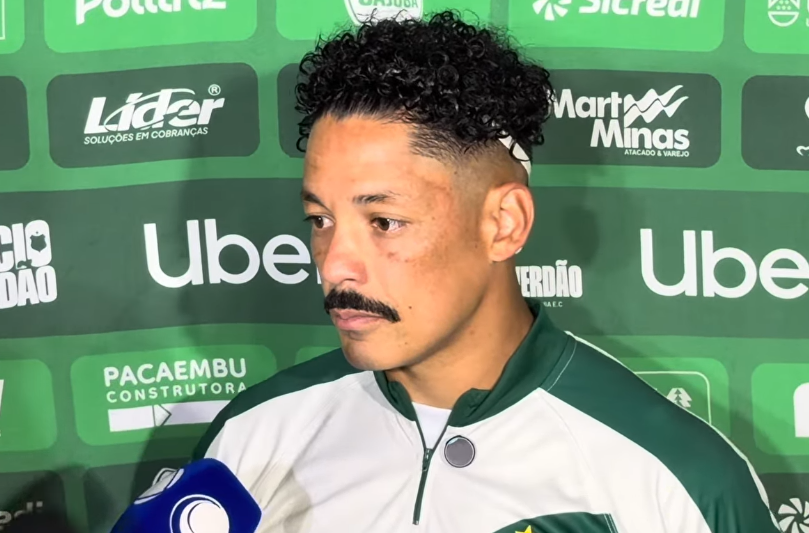 Meia do Uberlândia relembra força da torcida do CSA antes de decisão pela Série D