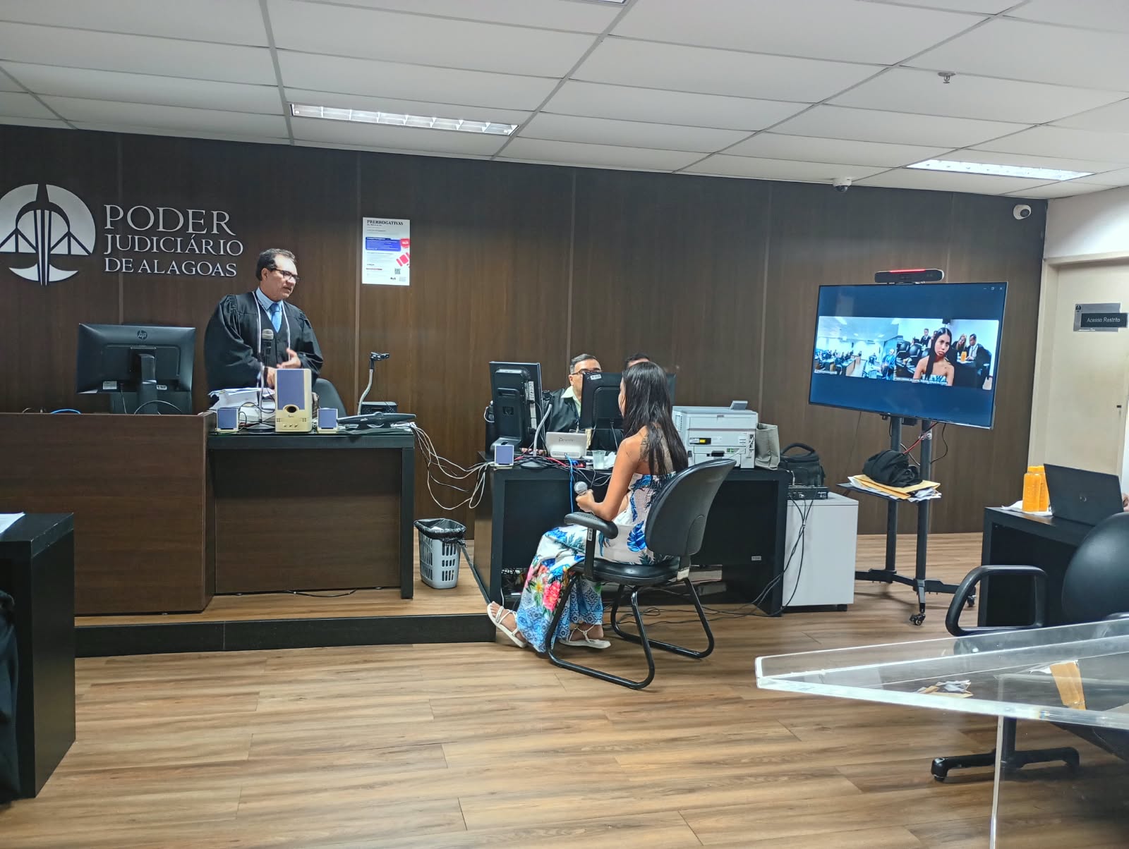 Caso Rhavy: mãe e padrasto trocam acusações em depoimento ao júri popular