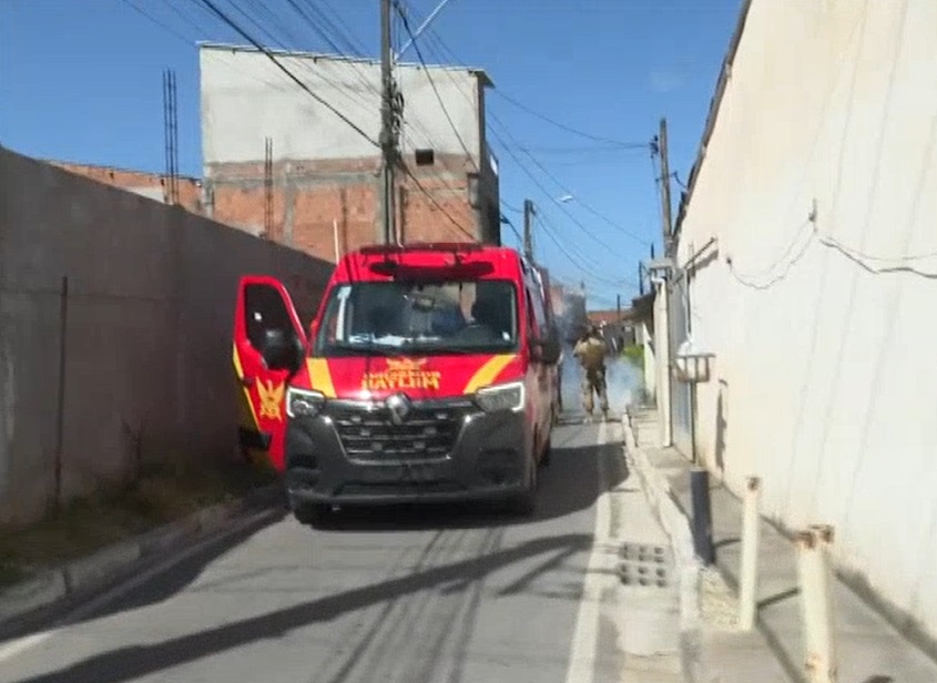 Vídeo: veja o momento em que Bope dispara e resgata adolescente de cárcere privado