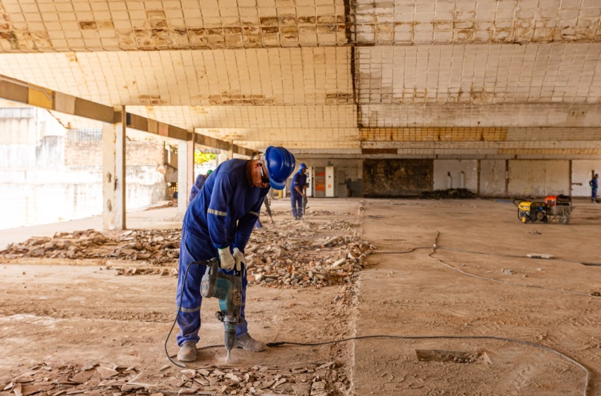Mercado da Produção segue em funcionamento durante obras de reforma
