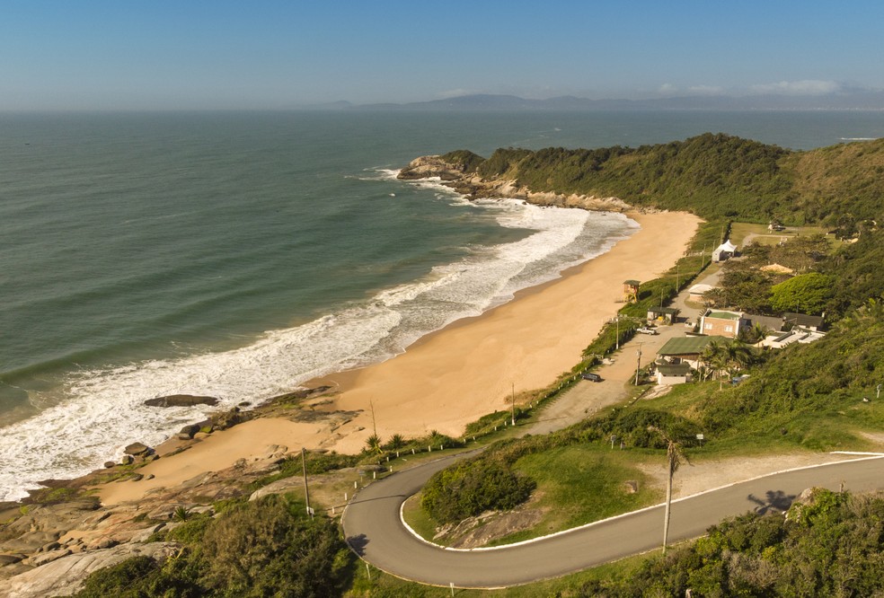 Praia do Pinho, em Balne&amp;aacute;rio Cambori&amp;uacute; &amp;mdash; Foto: PMBC/Divulga&amp;ccedil;&amp;atilde;o