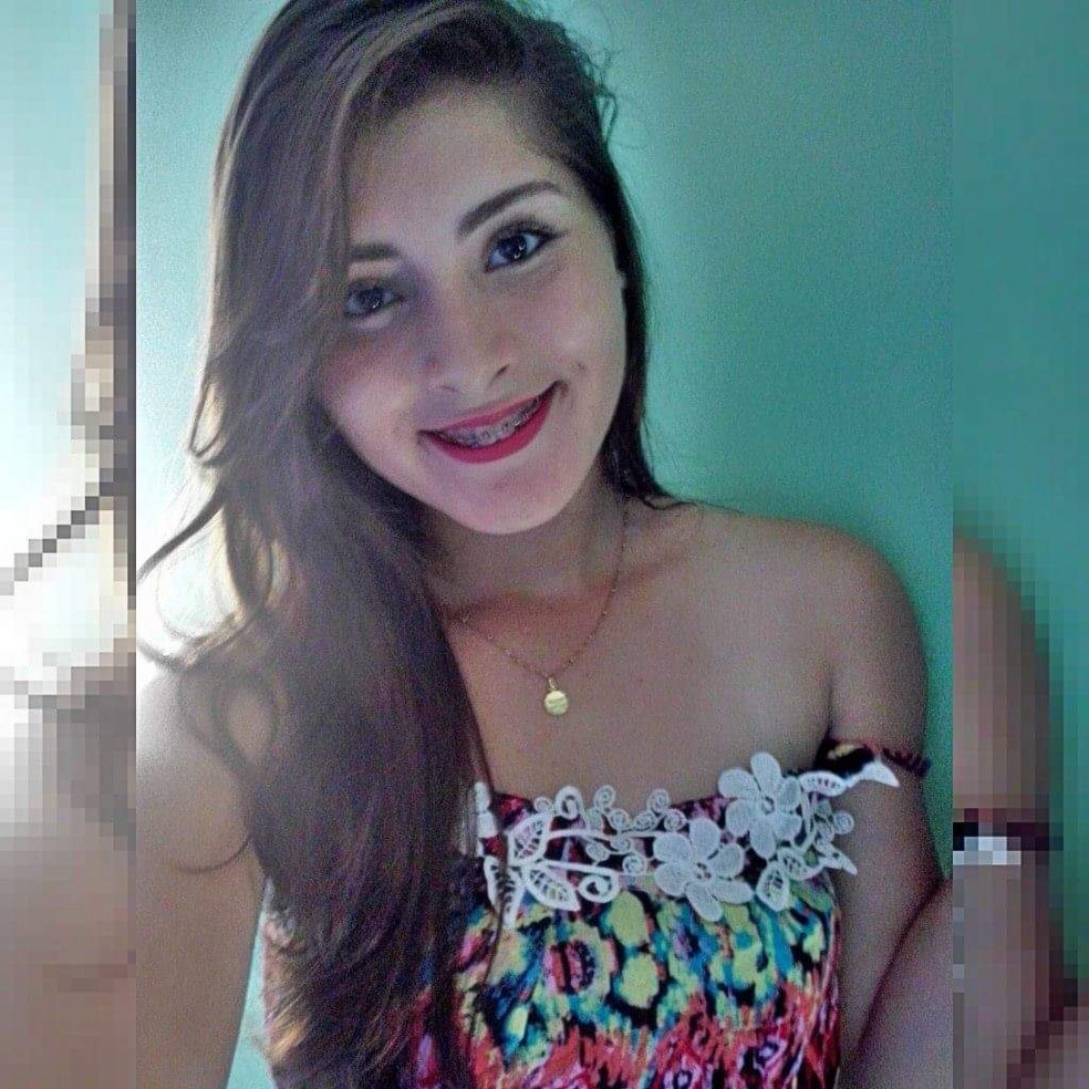 Agatha S&amp;aacute;, namorada de Felipe Ret &amp;mdash; Foto: rep/ Facebook