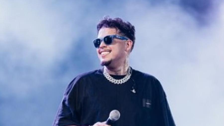 Felipe Amorim anuncia pausa na carreira por problema de sa&amp;uacute;de