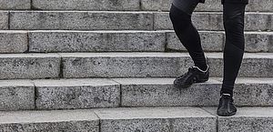 Subir escadas, fazer faxina e andar a pé são eficazes como atividade física?