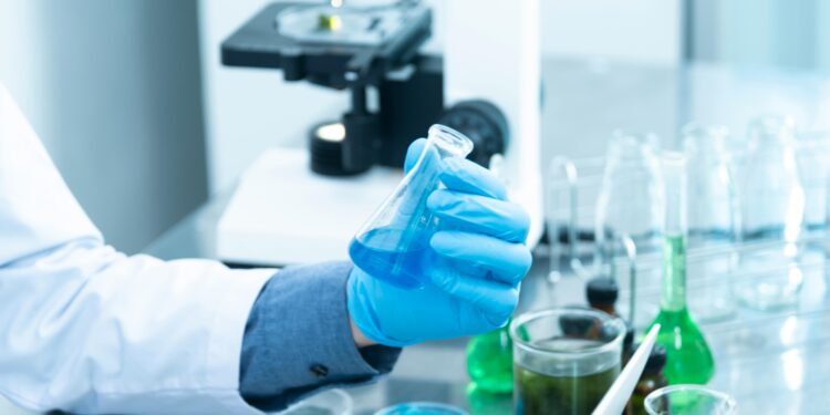 Cientista brasileiro ganha prêmio e é eleito o melhor do mundo