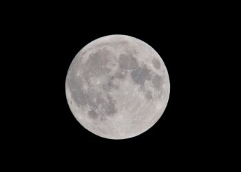 Fenômeno da Lua Negra acontece entre 22 e 23 de agosto e reforça teorias do apocalipse