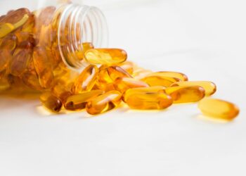 Anvisa recolhe suplementos e fecha empresa grande no Brasil