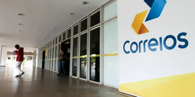 Em crise, Correios será assumida por novo líder