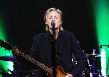 Retorno foi finalmente oficializado: fãs dos Beatles foram à loucura