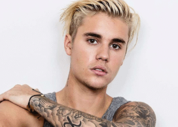 Justin Bieber está de volta e vai receber um caminhão de dinheiro para cantar em festival