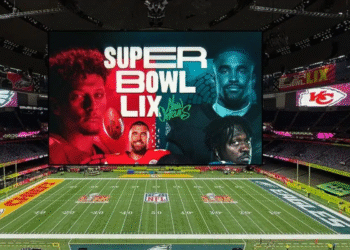 Mistério revelado: apresentador solta spoiler sobre próxima cantora do show de intervalo do Super Bowl