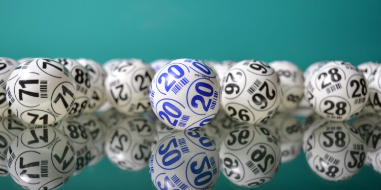 Loteria inédita ultrapassa a Mega-Sena e chega a prêmio histórico de R$ 6 bilhões