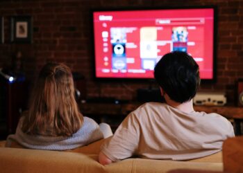 Você está sendo vigiado! IPTV pirata rouba seus dados e pode te tirar até R$ 20 mil